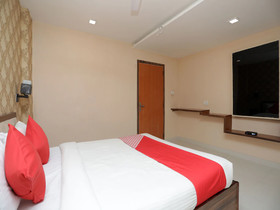 OYO 13134 Grand Regency
