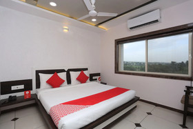 OYO 19312 Hotel Shiv Shakti