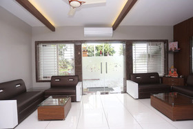 OYO 19312 Hotel Shiv Shakti