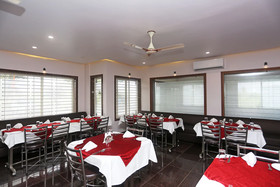 OYO 19312 Hotel Shiv Shakti