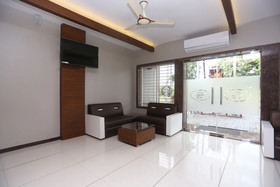 OYO 19312 Hotel Shiv Shakti