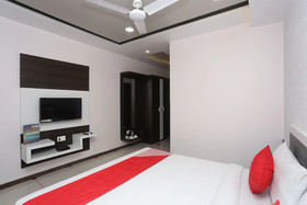OYO 19312 Hotel Shiv Shakti