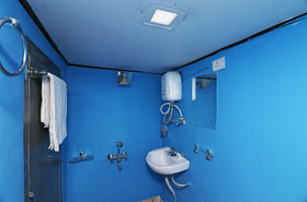 OYO 23419 People's Club