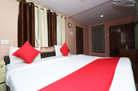 OYO 23419 People's Club