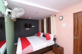 OYO 23419 People's Club