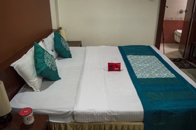 Pleasure Inn by OYO Rooms