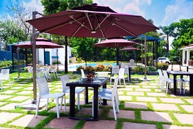 TGI Insignia Resort & Villa's