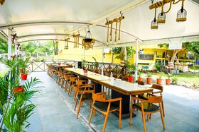 TGI Insignia Resort & Villa's