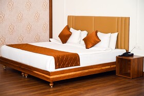 TGI Insignia Resort & Villa's