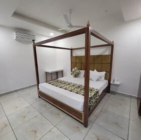 TGI Insignia Resort & Villa's