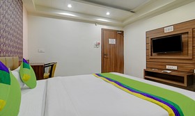 Hotel Johri Residency by Treebo Hotels