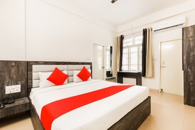 Tunez by OYO Rooms