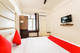 Tunez by OYO Rooms