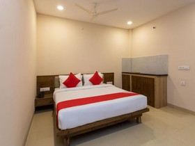 Vidhya Palace by OYO Rooms