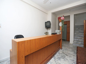 Vijay Palace by OYO Rooms