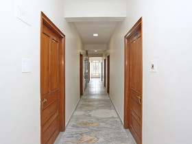 Vijay Palace by OYO Rooms