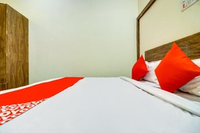 Ashoka Hotel And Guest House by OYO Rooms