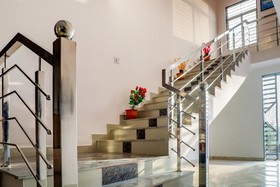 Hariomvati Palace by OYO Rooms