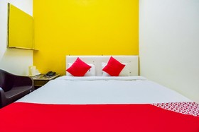Hotel Ambika Dx by OYO Rooms