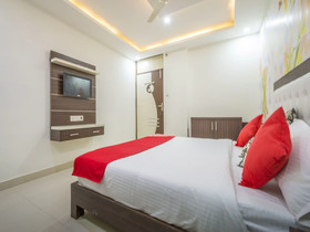 Hotel Saya Inn By OYO Rooms