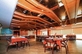 Hotel Shelter by OYO Rooms