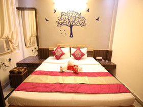 Hotel Virasat