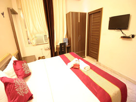 Hotel Virasat