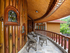 OYO 15933 Hotel V Square