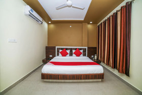 Sanskar Guest House By OYO Rooms