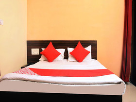 Shree Ambe Tara Guest House By OYO Rooms