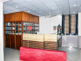 Shree Ambe Tara Guest House By OYO Rooms