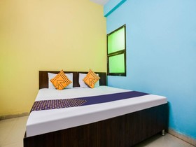 Hotel Aashram by OYO Rooms