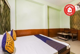 Hotel Chetna by OYO Rooms