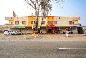 Dhruva By Fabhotel
