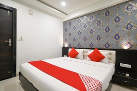 A5 Knights Inn by OYO Rooms
