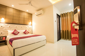 Anroute Stays South Tukoganj