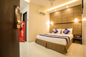 Anroute Stays South Tukoganj