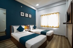 Hotel Ballfin Indore