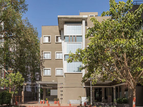 Hotel Bee Town By FabHotels