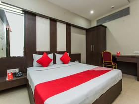 Hotel Bee Town By FabHotels