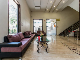 Hotel Bee Town By FabHotels