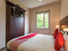 Hotel Eco Stay By OYO Rooms