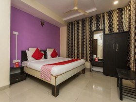 Hotel Jashn Indore