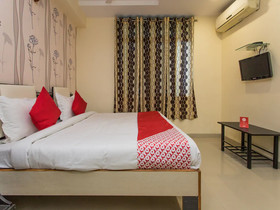 Hotel Jashn Indore