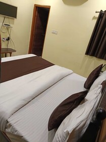 Hotel Mann by Grb