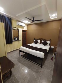 Hotel Mann by Grb