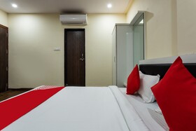 Hotel Raj Palace