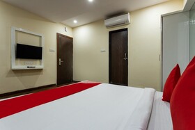 Hotel Raj Palace