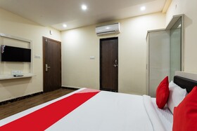 Hotel Raj Palace