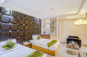 Hotel Sapphire Star Inn by Treebo